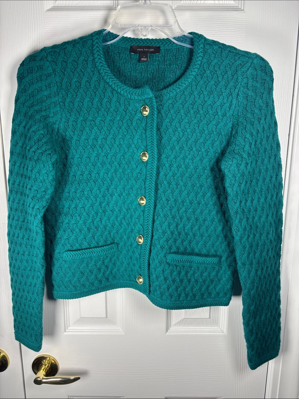 Ann Taylor Emerald Green Knit Sweater Cardigan Gold Tone Buttons Small - Picture 2 of 6